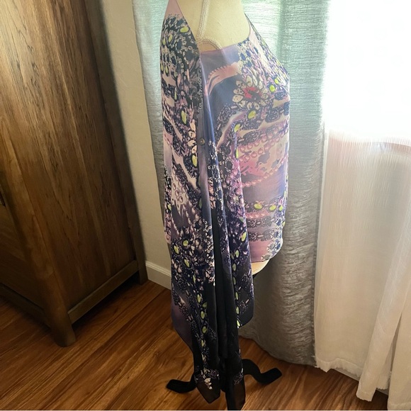 Elegant Floral Patterned Scarf - Picture 3 of 6